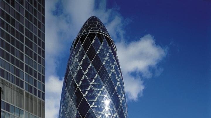 Norman Foster designed the Swiss Re building in London to channel light and air throughout its astral form.