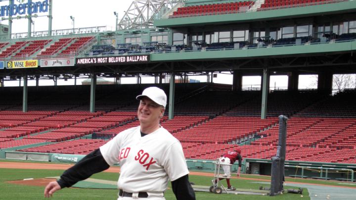 Former Red Sox pitcher MIke Stenhouse ’80 donned a throwback uniform.