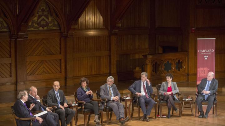 A panel discussion on climate change included faculty from Harvard and other institutions.