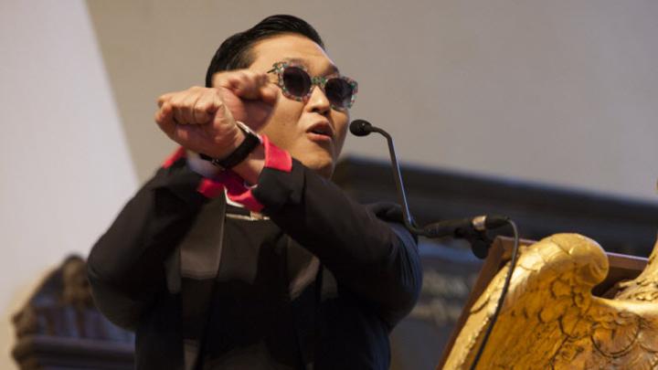 Donning a dark suit and his signature black sunglasses, Korean rapper and international YouTube sensation PSY spoke in Memorial Church this week, and showed his audience some dance moves.