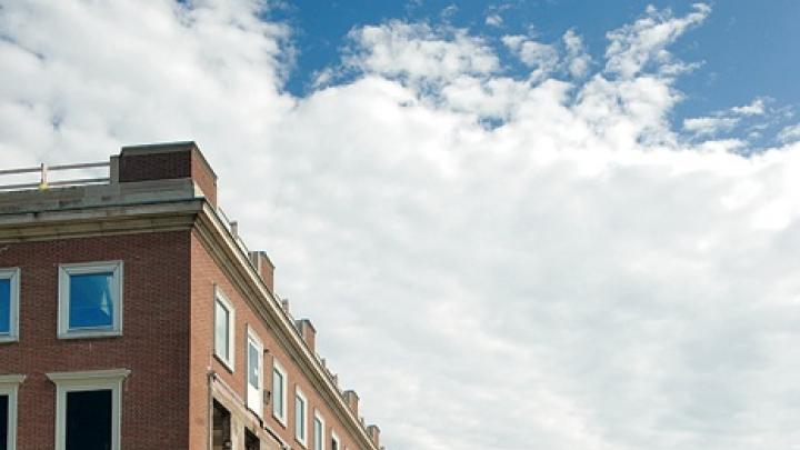 Looking north, toward William James Hall