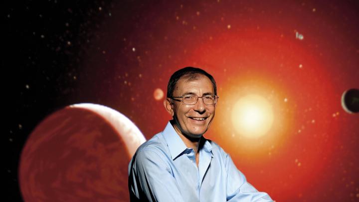 Dimitar Sasselov, director of the Origins of Life Initiative, searches for planets around red dwarf stars. Because they are dimmer and smaller than our sun, red dwarfs make ideal targets for taking images of the extrasolar planets that orbit them. 