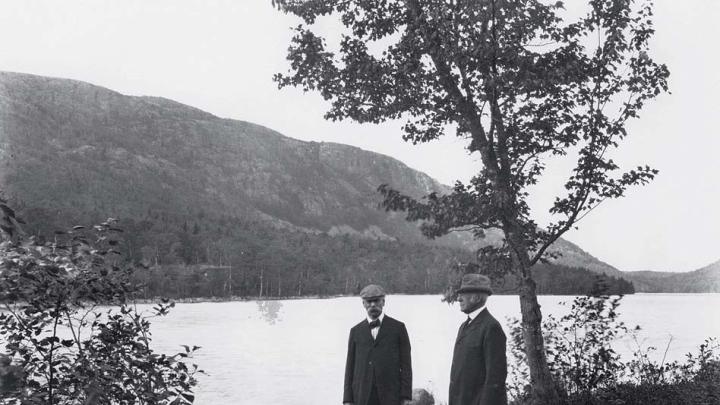 Dorr (at left) at Jordan Pond with Harvard president Charles William Eliot