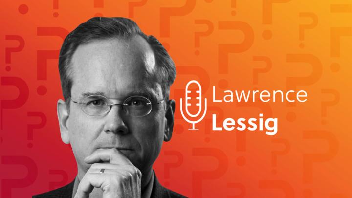 Portrait of Lawrence Lessig with a microphone and his name