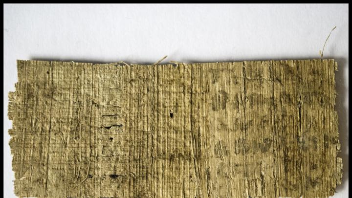 Although the back of of the papyrus fragment appears blank, infrared photography has revealed the presence of a few words, including "my mother" and "three."