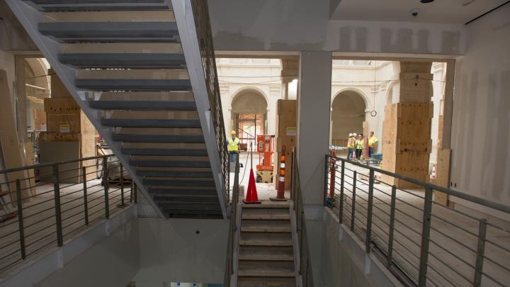 A central staircase, situated in a direct line between the original Quincy Street and new Prescott Street entrances, is flanked by elevators (three for passengers and one for art). Large pieces of modern and contemporary art will likely hang in the double-height spaces of the stairwells.