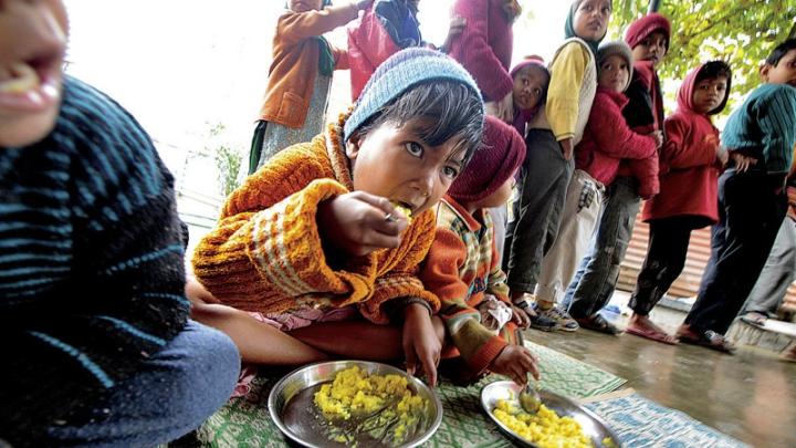 A meal at the Mobile Crèches center in Gurgaon