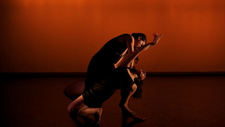 A scene from the Harvard-Radcliffe Modern Dance Company (HRMDC) anniversary show, <i>35: Thirty-Five Years of Dance</i>