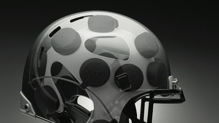 Xenith deals football helmet