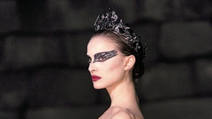 Portman as the sensuous Black Swan.