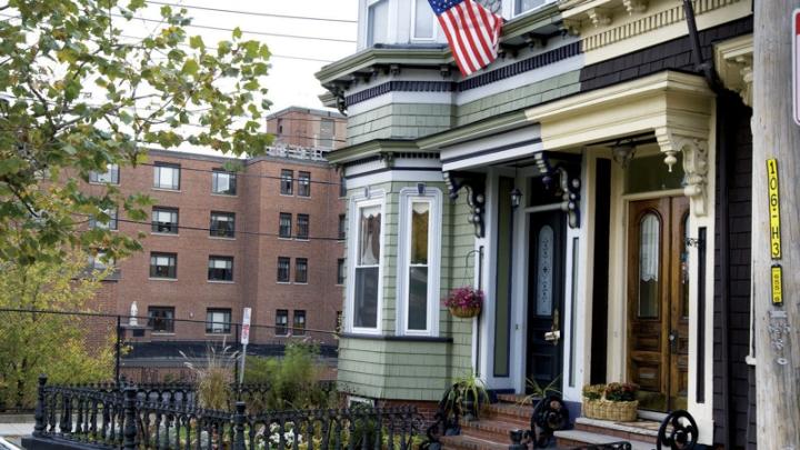 Views of Boston: Diverse housing…