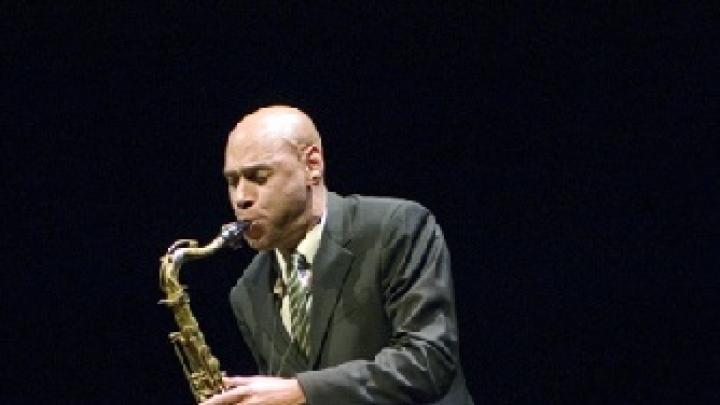 Saxophonist Joshua Redman ’91 and an ensemble of Harvard sidemen closed the concert with Redman s rousing