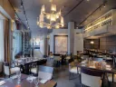 Deuxave’s elegant ambiance. 